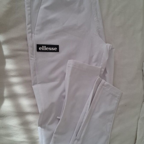 Ellesse tracksuit small 36 white with zipper on legs like new