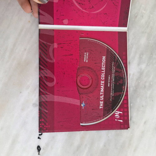 Guzel The Ultimate Collection CD like new, pop
