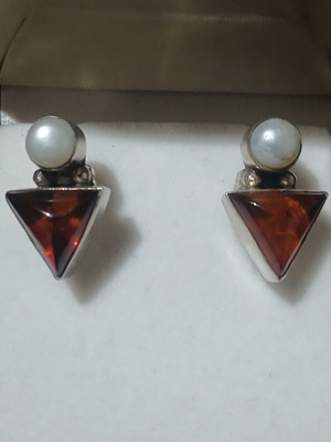 Vintage silver earrings with white and brown stones new