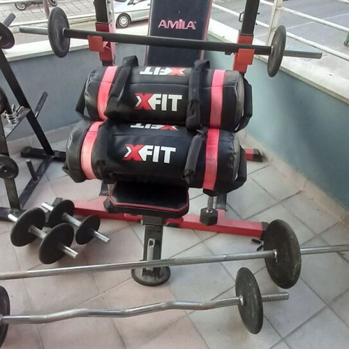 Σετ οργάνων γυμναστικής Amila με πάγκο, μπάρες, βάρη και αλτήρες