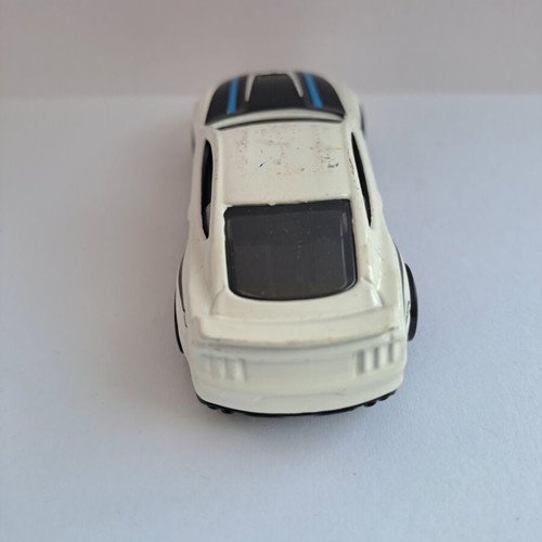Hot Wheels Ford Shelby GT350R Mustang diecast car