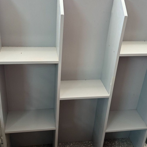 Shelf in gray color like new, modern with three vertical storage spaces
