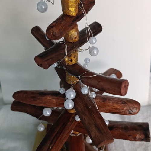 Eco Driftwood Christmas Tree with LED Lights and Pearls