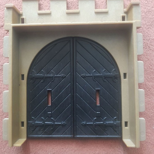 Playmobil central castle gate used, white and red shades