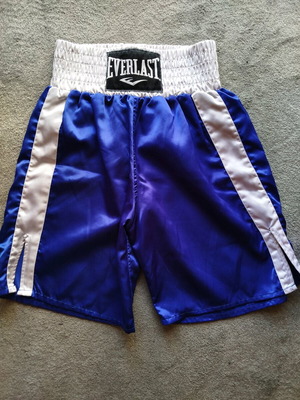 Everlast boxing shorts like new, dark blue, small