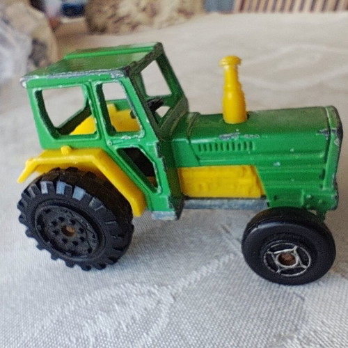 Majorette Tracteur No 208 1:65 vintage metal tractor used
