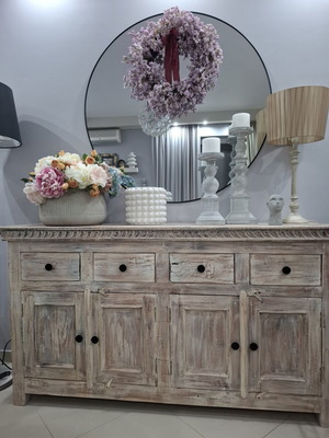 Handmade buffet made of solid Indian wood like new, patina style