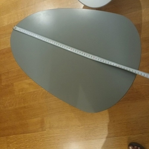 Side tables like new, set of 2