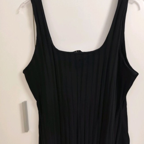 Zara dress set like new, black cotton and white with female figure