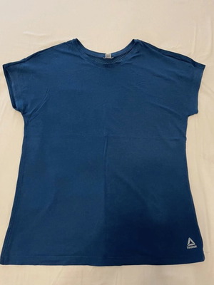 Reebok women's sportswear t-shirt like new, blue, size M