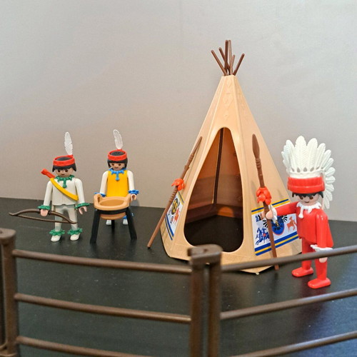 Playmobil 4431 Western used, sheriff's office and Indians set