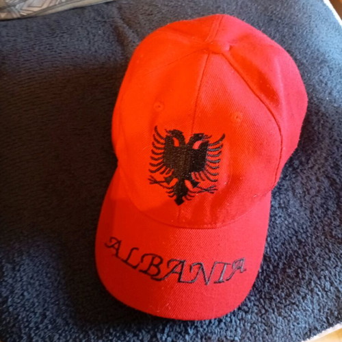 Hat like new size M