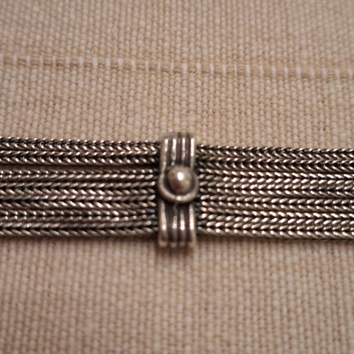 Silver 925 bracelet like new with chains and secure clasp