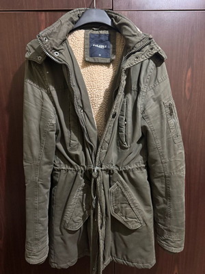 Men's parka jacket size medium khaki like new missing zipper