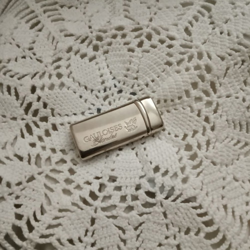 Vintage Gauloises Blondes metal lighter like new
