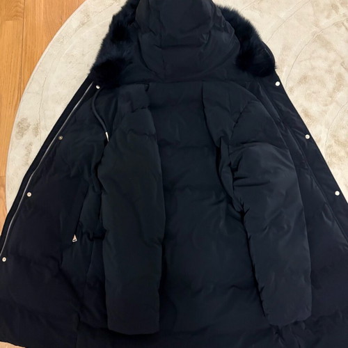 Zara puffer size M black new with fur