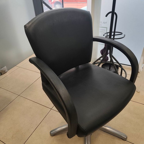 Hairdressing chairs used, set of 3