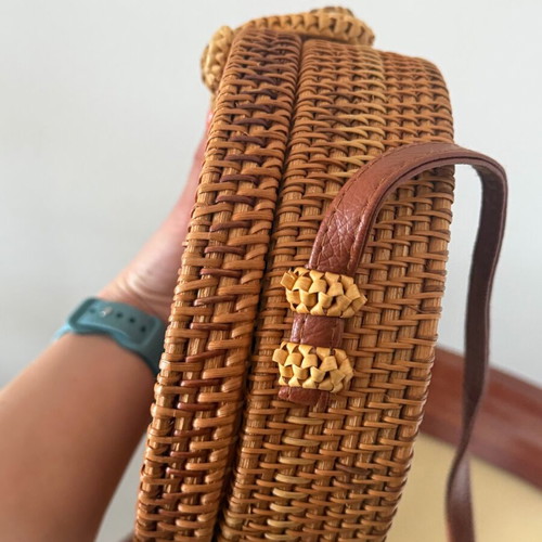 Bamboo round straw bag crossbody like new, brown