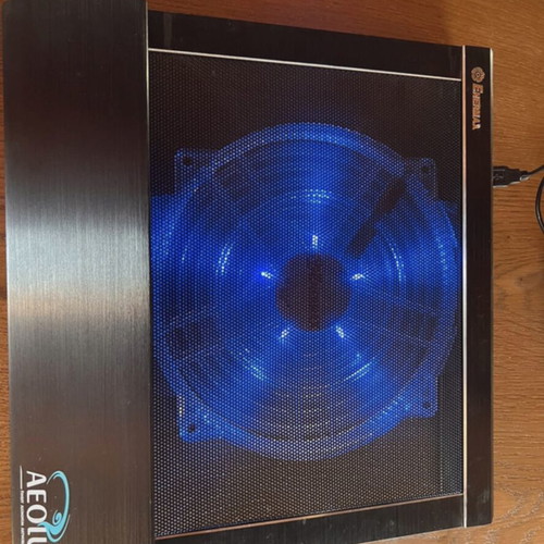 Enermax Aeolus Premium laptop cooling stand
