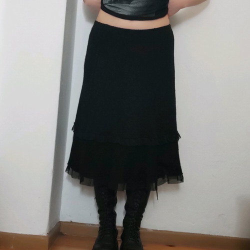 Vintage goth ruffle midi knit skirt used, black, size M-L