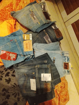 Lee and Levi's jeans, size S / 36 / 8, new