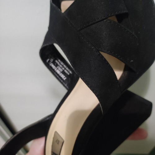 Zara black sandals with thick heel size 37