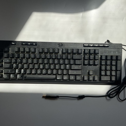 Red Dragon Keyboard K512RGB like new with colorful lighting