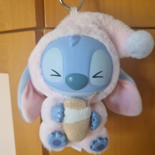 Disney bear keychain like new