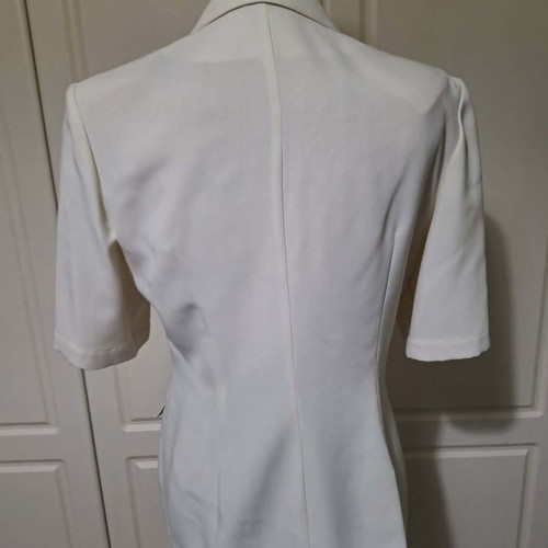 Perla fashion double-breasted blazer with short sleeves, like new, ice color