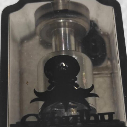 Cthulhu AIO V1 Black vape device used, with RBA