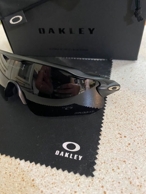 Oakley Radar EV Path PrizmP black sunglasses