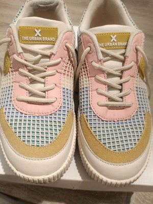 Retro woven Urban brand sneakers size 38 used
