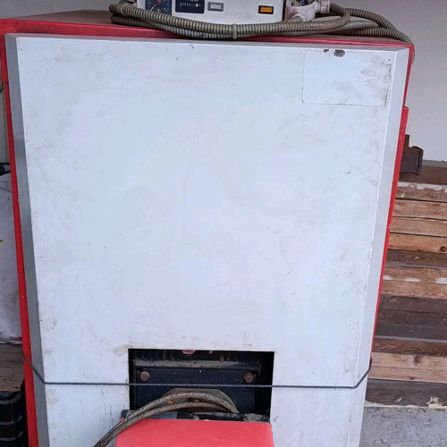 Cast iron oil boiler used with Riello burner