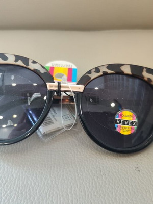 Revex polarized sunglasses new, black
