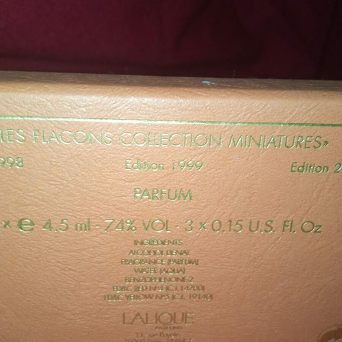 Lalique Les Flacons Miniature Perfume Set like new, 3 bottles