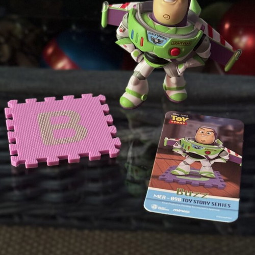 Miniso x Toy Story Buzz Lightyear figure like new, surprise box