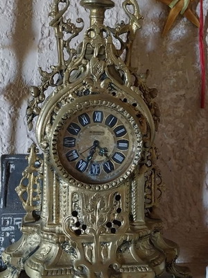Επιτραπέζιο ρολόι χειροποίητο σαν καινούργιο, ύψος ± 37 εκ, αναλογικό