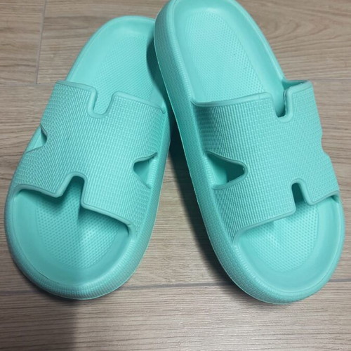 VG Styline slippers new, sizes 38-39, mint color