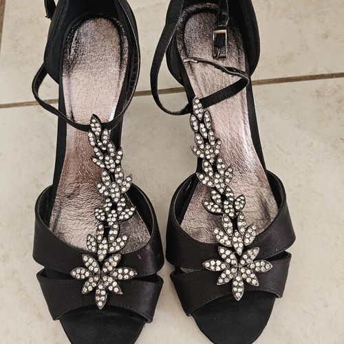 Dance shoes used, size 37, black pumps