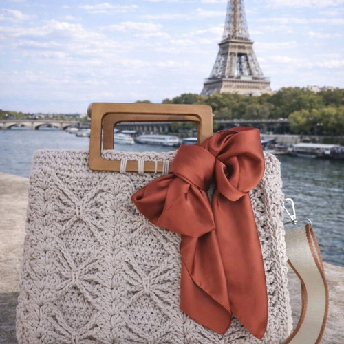Paris Chic Handbag New, Beige Knitted with Wooden Handle