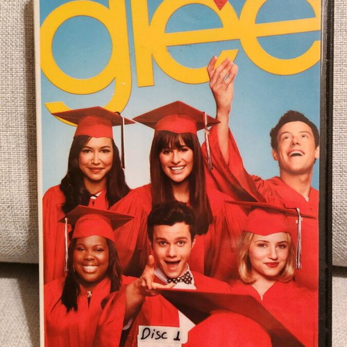 Glee complete series seasons 1-4, 26 DVDs like new with Greek subtitles