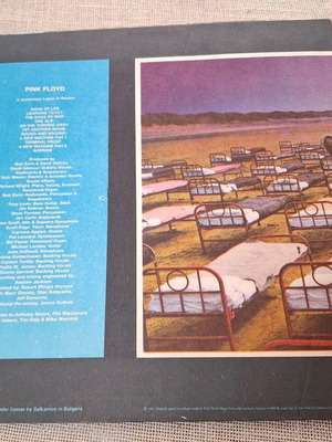 Pink Floyd – A Momentary Lapse Of Reason  LP