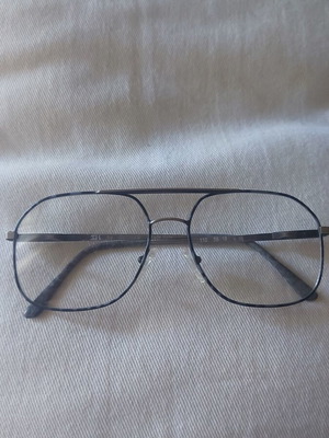 Vintage Italian Metal Eyeglass Frame like new, size 50, blue tortoise