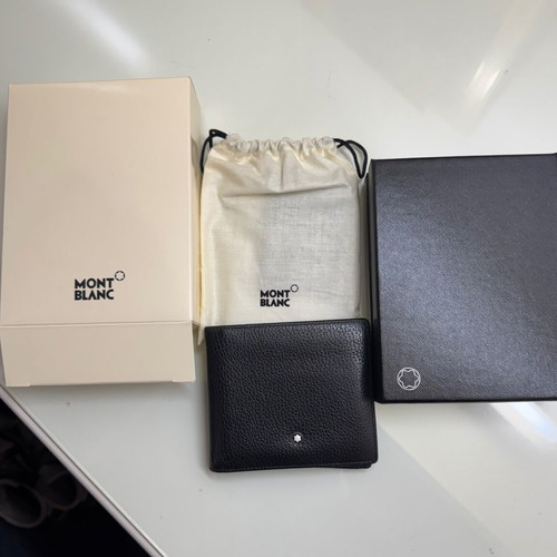 Montblanc leather wallet 12cc with coin case like new, black