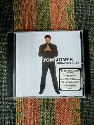 Tom Jones Greatest Hits CD used, pop