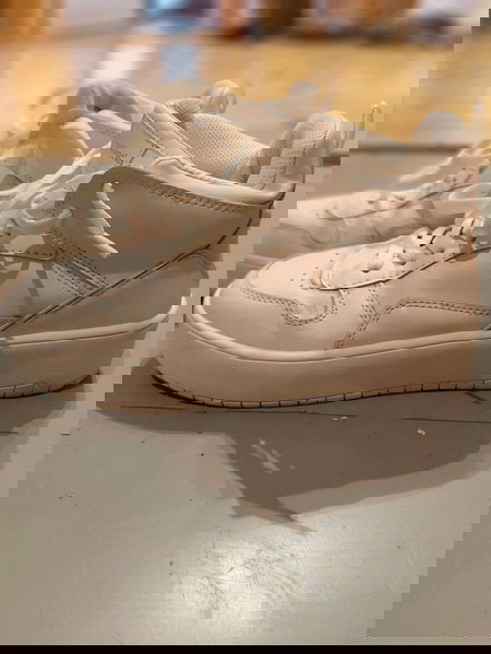 sneakers γυναικεία