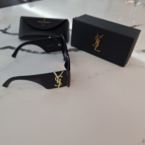 YSL Sunglasses like new, black with case