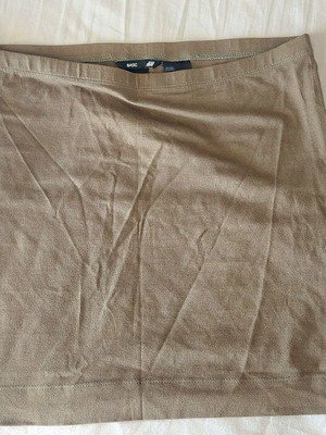 Basic khaki skirt, size Large, H&M