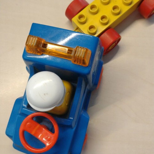 Playskool toy from the 80s used in very good condition