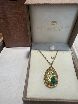 Li - La - Lo necklace like new